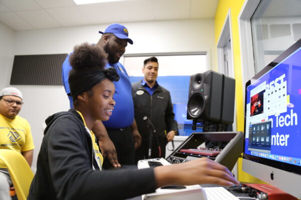 TeenTechCenter-BestBuy